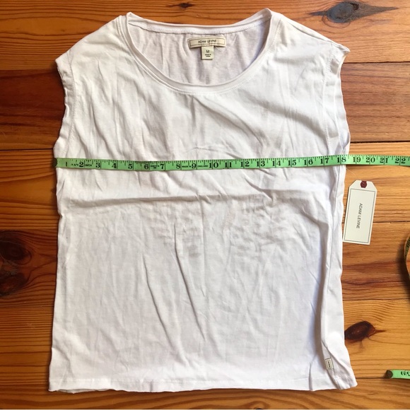 Adam Levine Black White Wing Back Design Tee, NWT, M - Picture 8 of 10